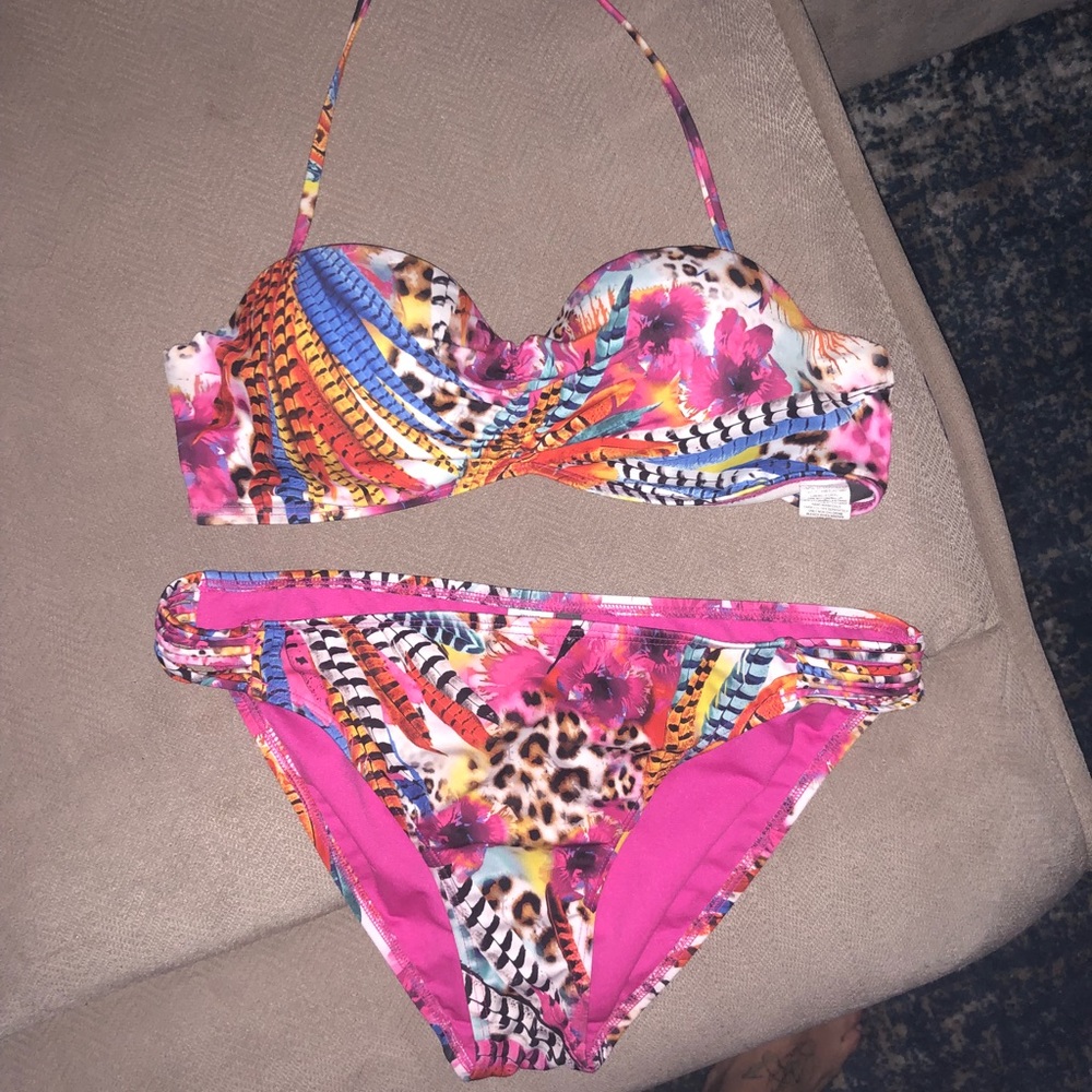 Kenneth Cole bikini